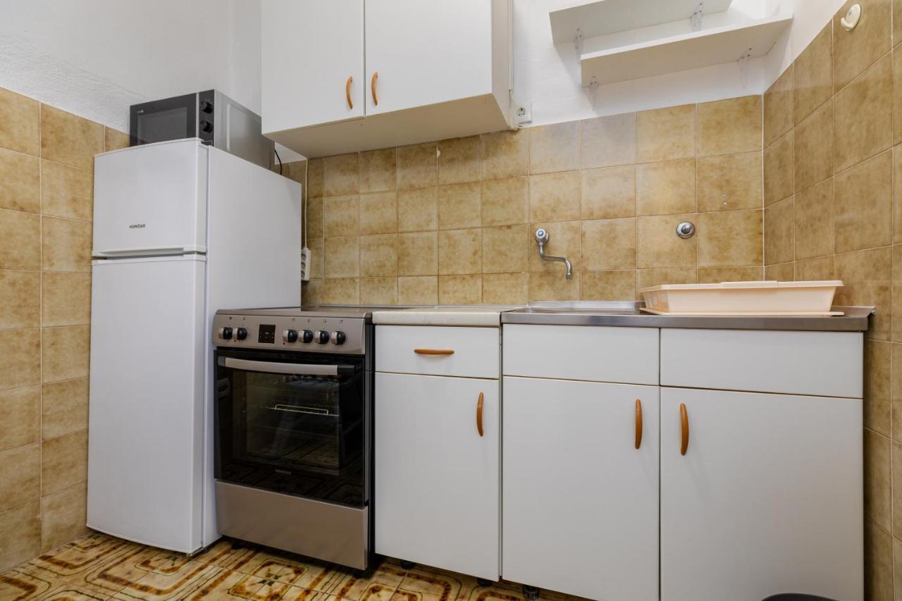 Apartments By The Sea Lokva Rogoznica, Omis - 18638 מראה חיצוני תמונה