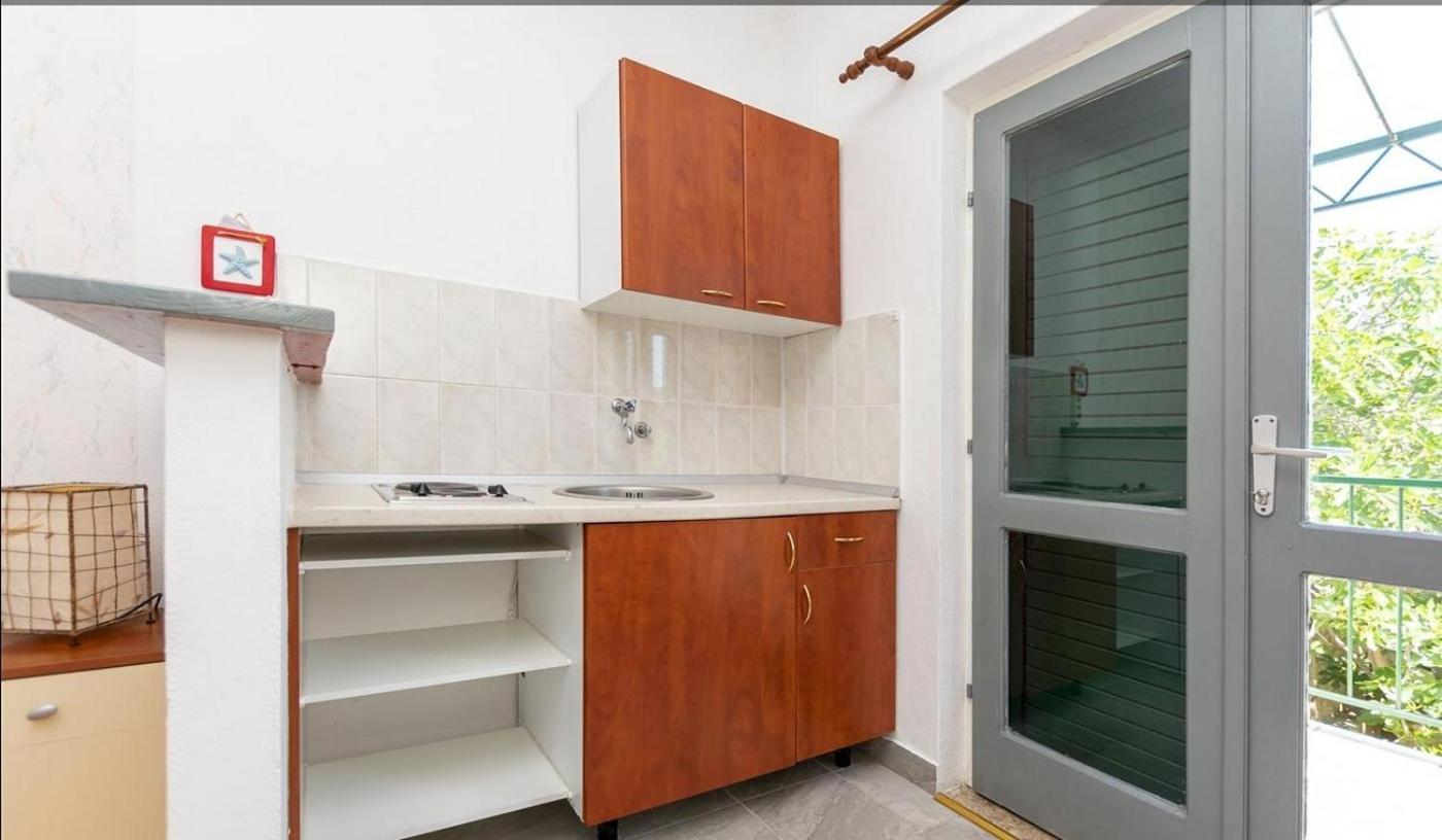 Apartments By The Sea Lokva Rogoznica, Omis - 18638 מראה חיצוני תמונה