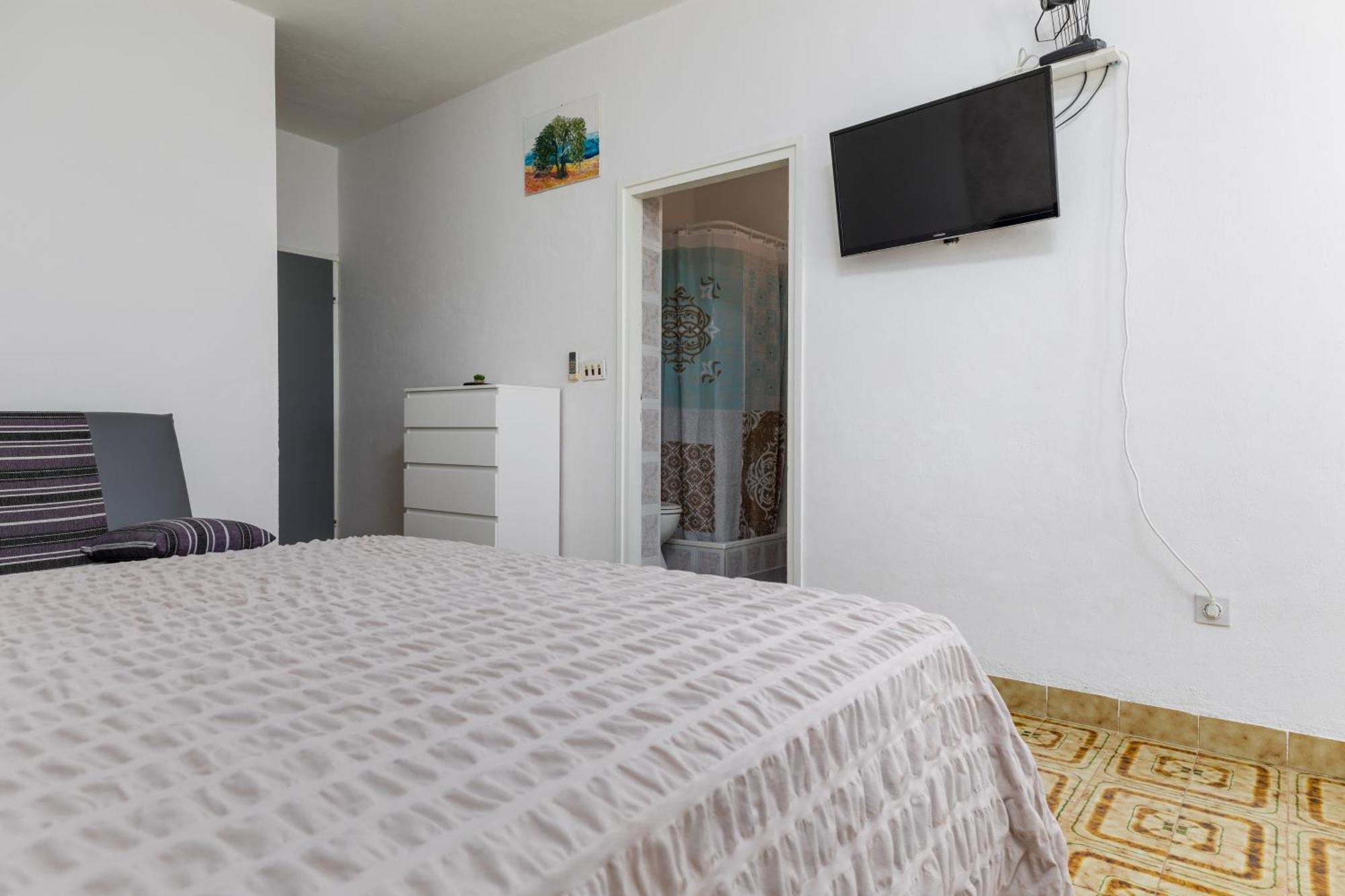 Apartments By The Sea Lokva Rogoznica, Omis - 18638 חדר תמונה